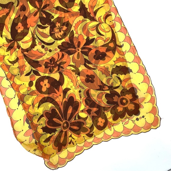 Vintage 1960s Stylized Floral Rectangular Chiffon Head Scarf w/Scalloped Edges - Picture 4 of 7
